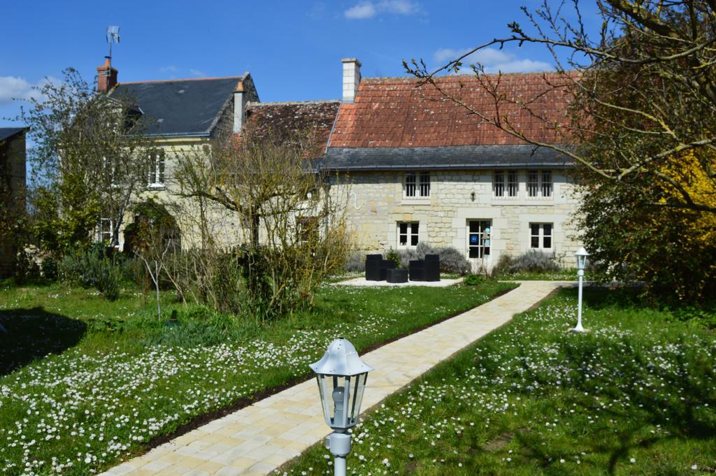 La Balastiere Beaumont-en-Véron Exterior photo