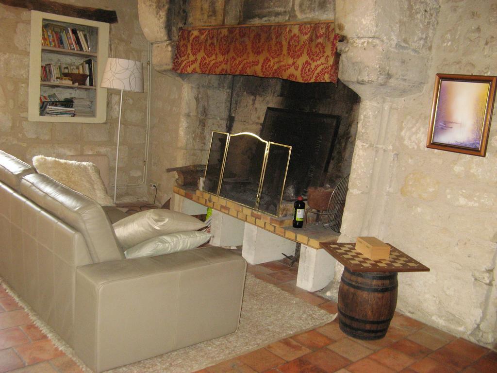 La Balastiere Beaumont-en-Véron Exterior photo